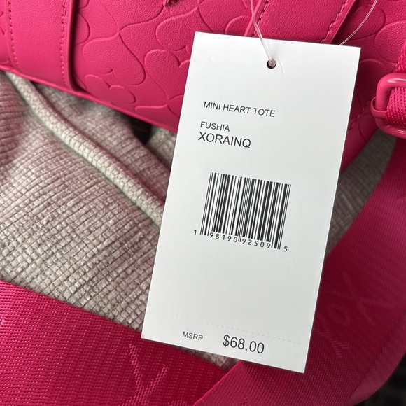 Rare Betsey Johnson Heart Fushia Pink XORAINQ Mini Tote/CrossBody Bag Summer - Picture 3 of 13